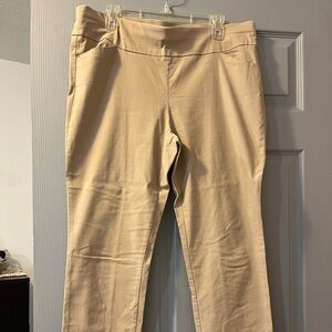 Jones Studio Tan Straight Leg Pants Classic Design